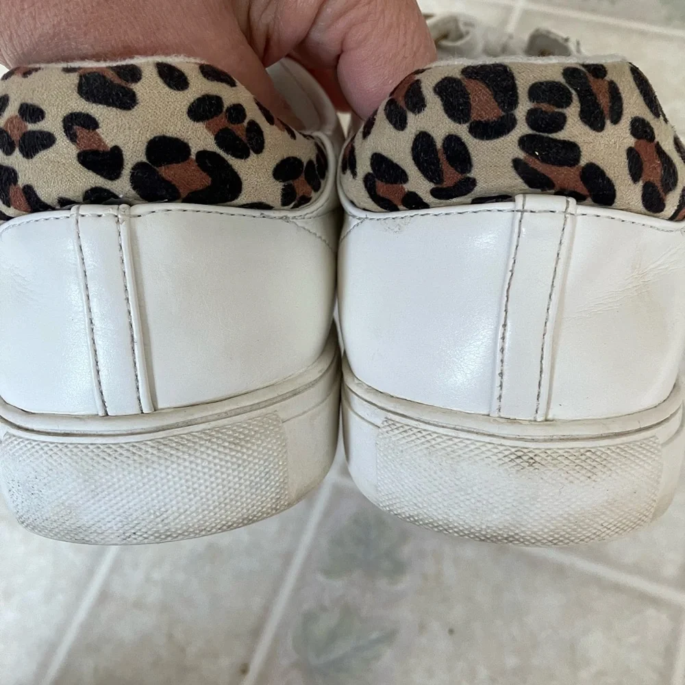 Loft‎ Outlet leopard accent white faux leather sneakers